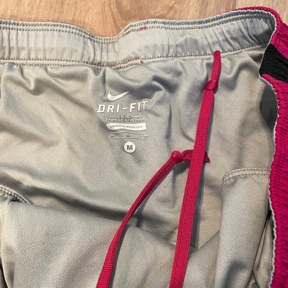 Nike Dri Fit Dark Pink Running Shorts Size Medium - Picture 3 of 3